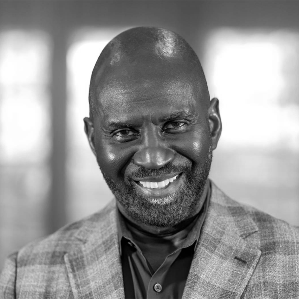 Julius Tennon